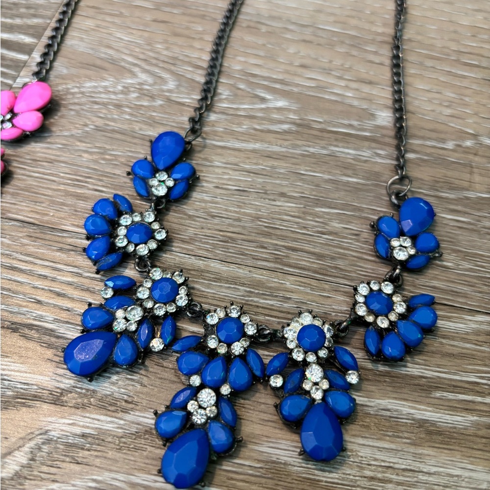 Colorful Statement Necklace Set - Picture 2 of 7